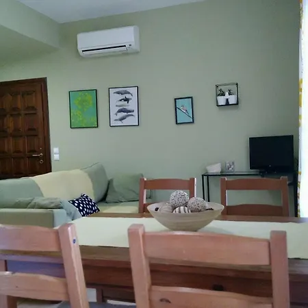 Orsiida Seaside Kgatzea Vakantiehuis