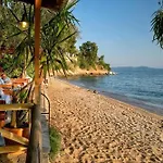 Prázdninový dům Orsiida Seaside Kgatzea