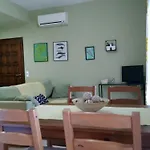 Orsiida Seaside Kgatzea Prázdninový dům